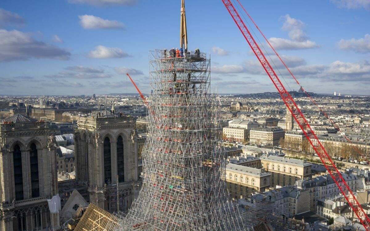 Cinq ans de travaux, près de 700 millions d'euros... Dernière ligne droite sur le chantier Notre-Dame, à trois mois de la réouverture