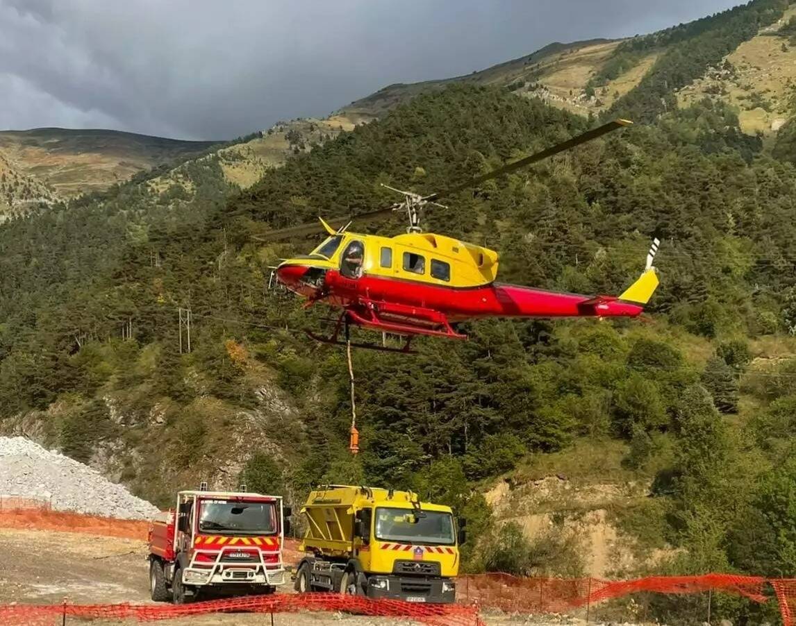 Le feu de broussailles au col de Tende évolue toujours librement, la surface brûlée a doublé en moins de 24 heures