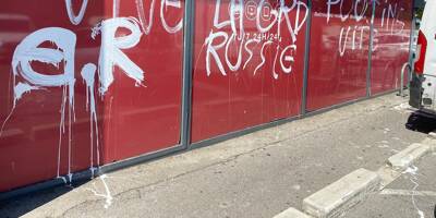 Des inscriptions pro-Poutine taguées sur un supermarché de Nice
