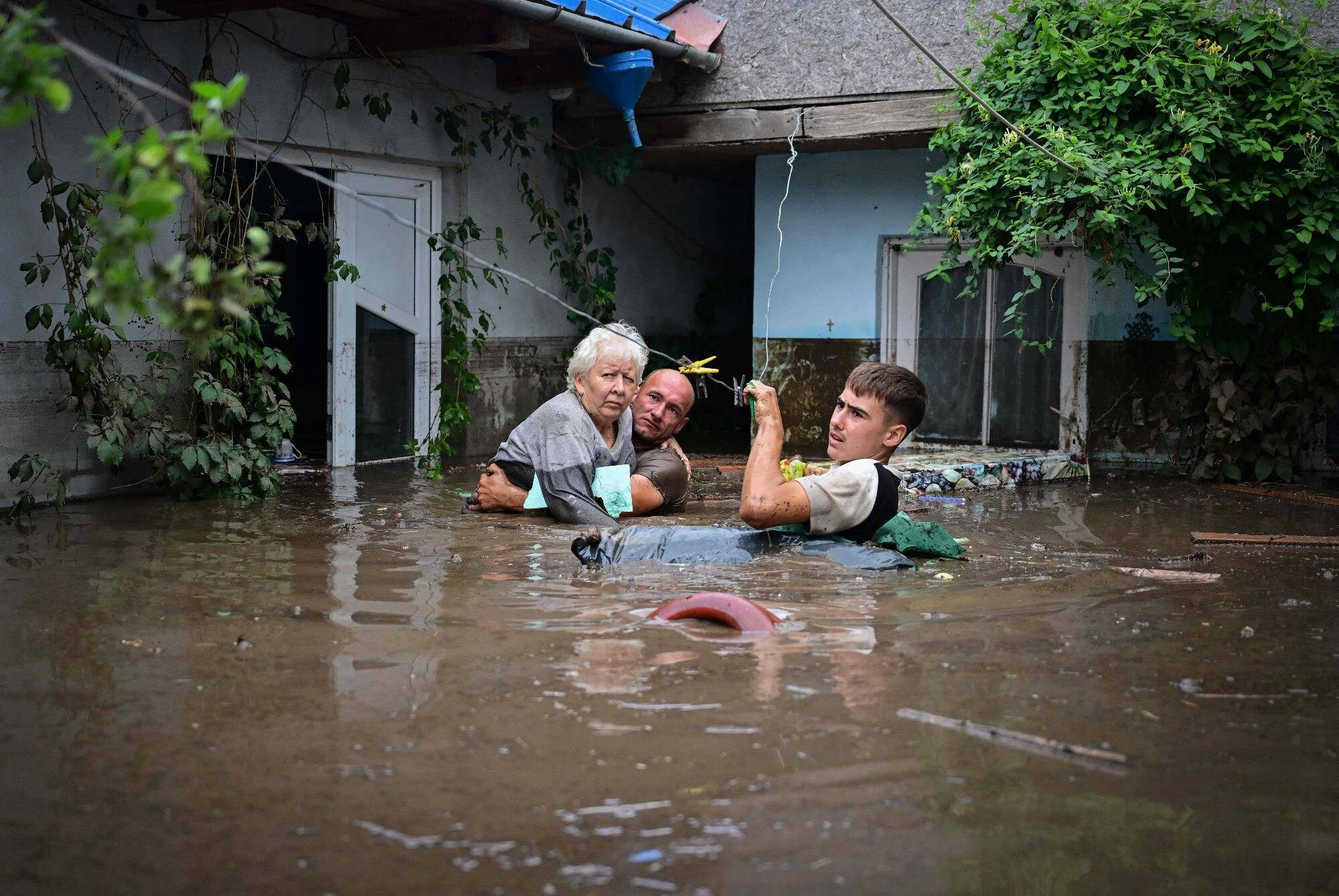 Les images impressionnantes du passage de la tempête Boris qui a fait au moins 8 morts dans le centre de l'Europe
