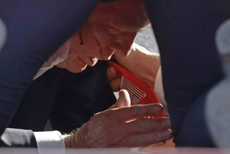 Qui est l'homme qui a tiré sur Donald Trump, tué un homme et blessé deux personnes lors d'un meeting?