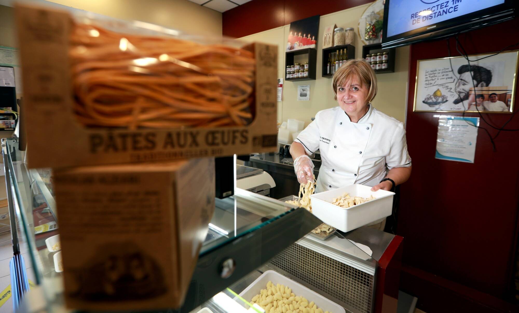 Féminisation des métiers: ancienne ingénieure et experte incendie en Italie, Luisa est devenue la star des pâtes à Menton