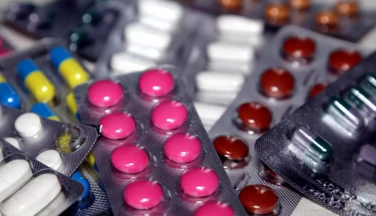 Pénurie de médicaments: le ministre de la Santé promet un retour à la normale "dans les deux semaines"