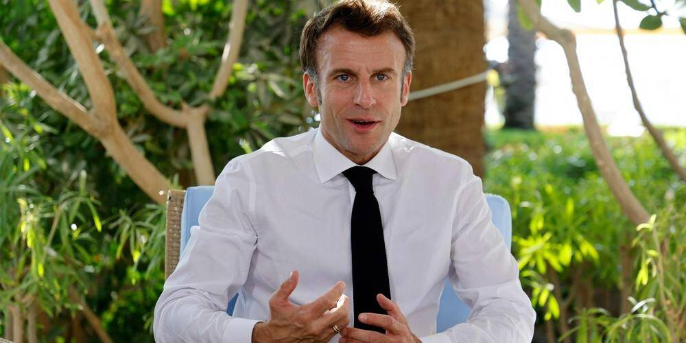 Emmanuel Macron répond aux critiques: la crise climatique a été "plus vite que prévu"