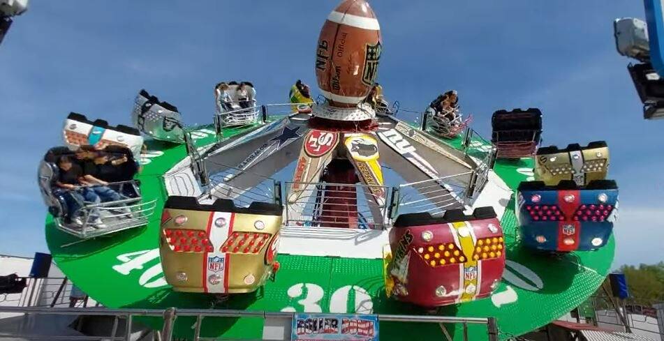 "Je forçais comme une folle sur mes bras": ce que l'on sait après le décès d'une jeune femme, éjectée d'un manège lors d'une fête foraine