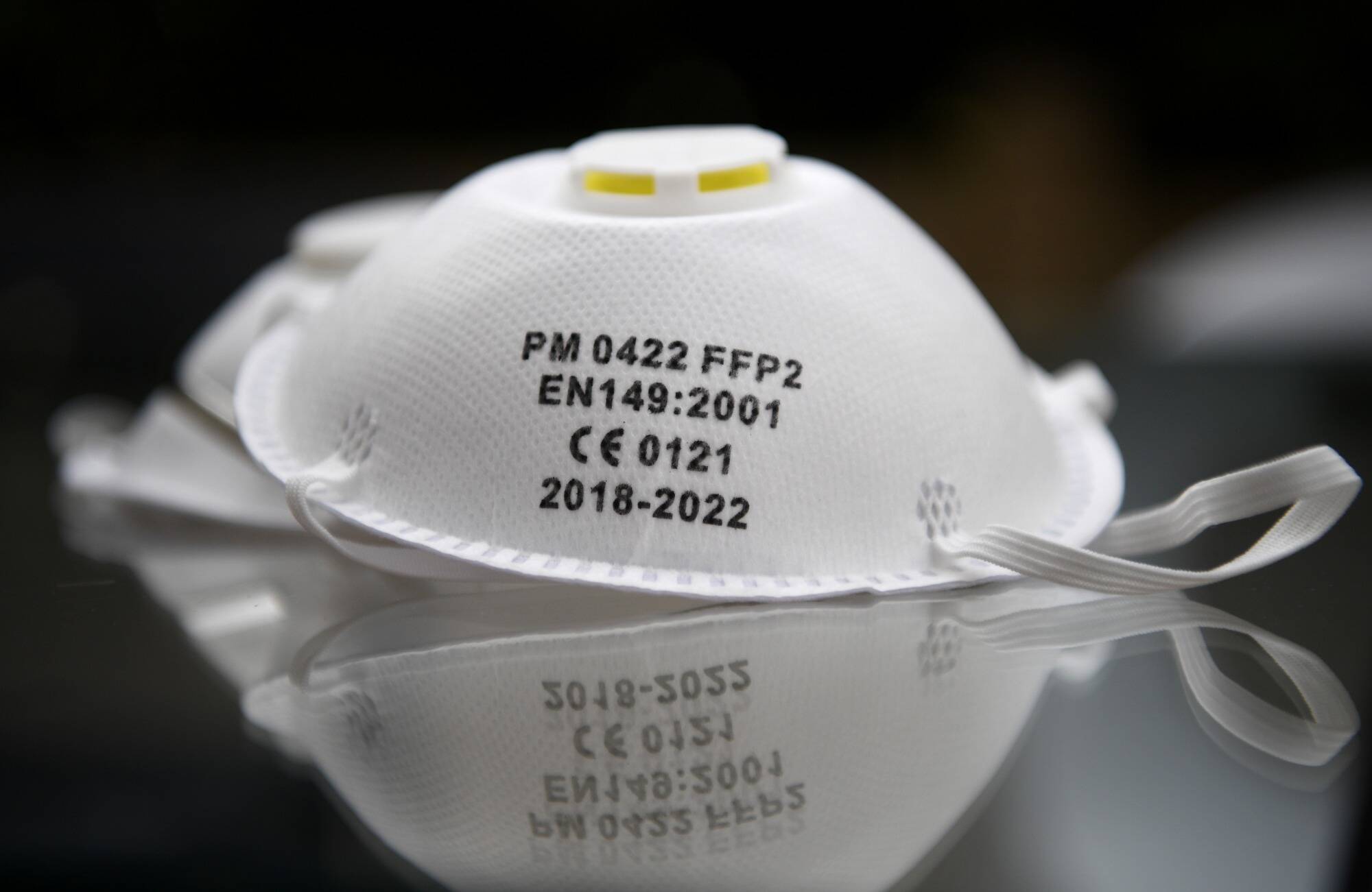 La septième vague de Covid-19 s'accélère, appels à la remise du masque dans les transports