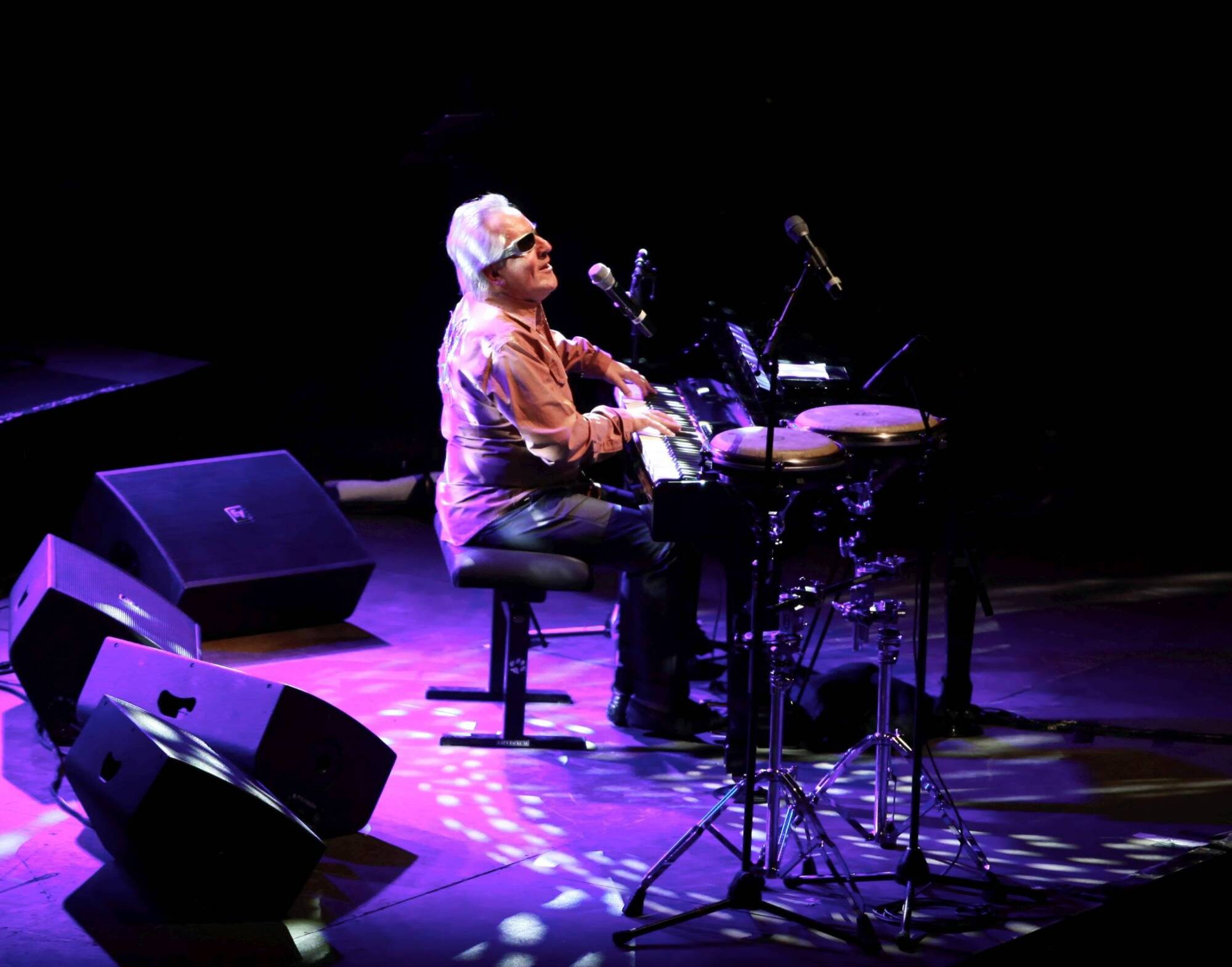 "On va s'aimer": condamnés pour plagiat, Gilbert Montagné et Didier Barbelivien privés de droits d'auteur