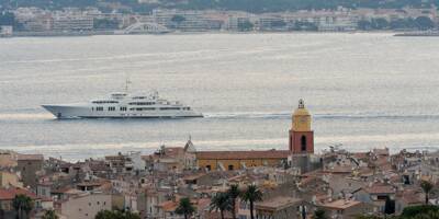 L'Ecstasea, ancien yacht de l'oligarque russe Roman Abramovitch, aperçu dans le port de Monaco