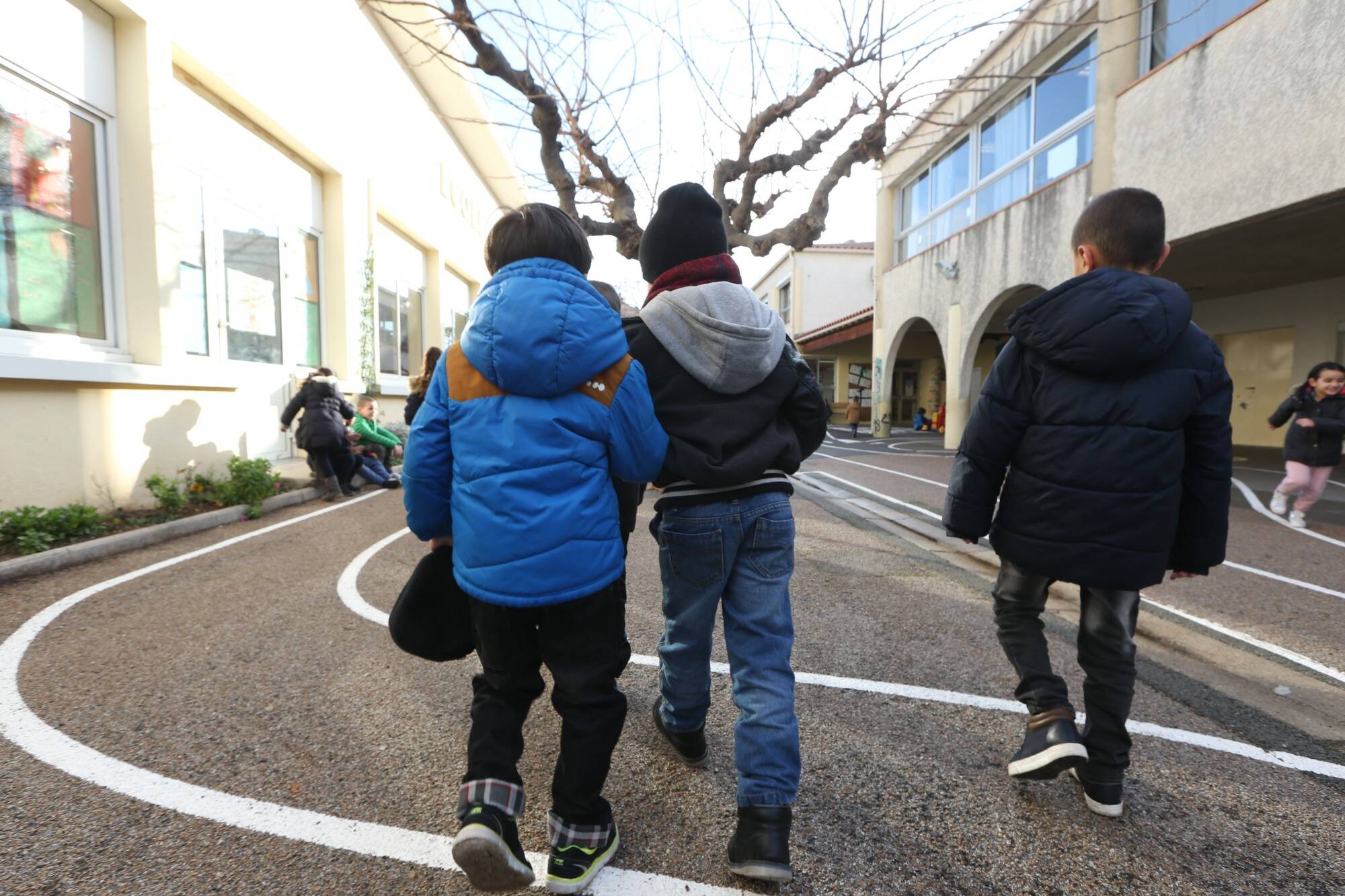Harcèlement scolaire: des "cours d'empathie" à la sauce scandinave pour les petits Français