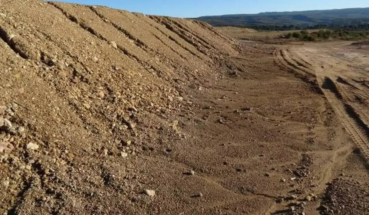 Déballes illégales dans le Var et les Alpes-Maritimes: la "mafia des déchets" peine à se regarder en face