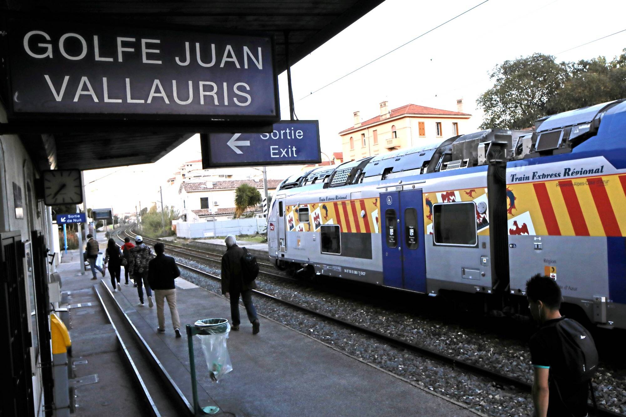 La circulation des trains perturbée sur la Côte d'Azur, des retards et suppressions à prévoir