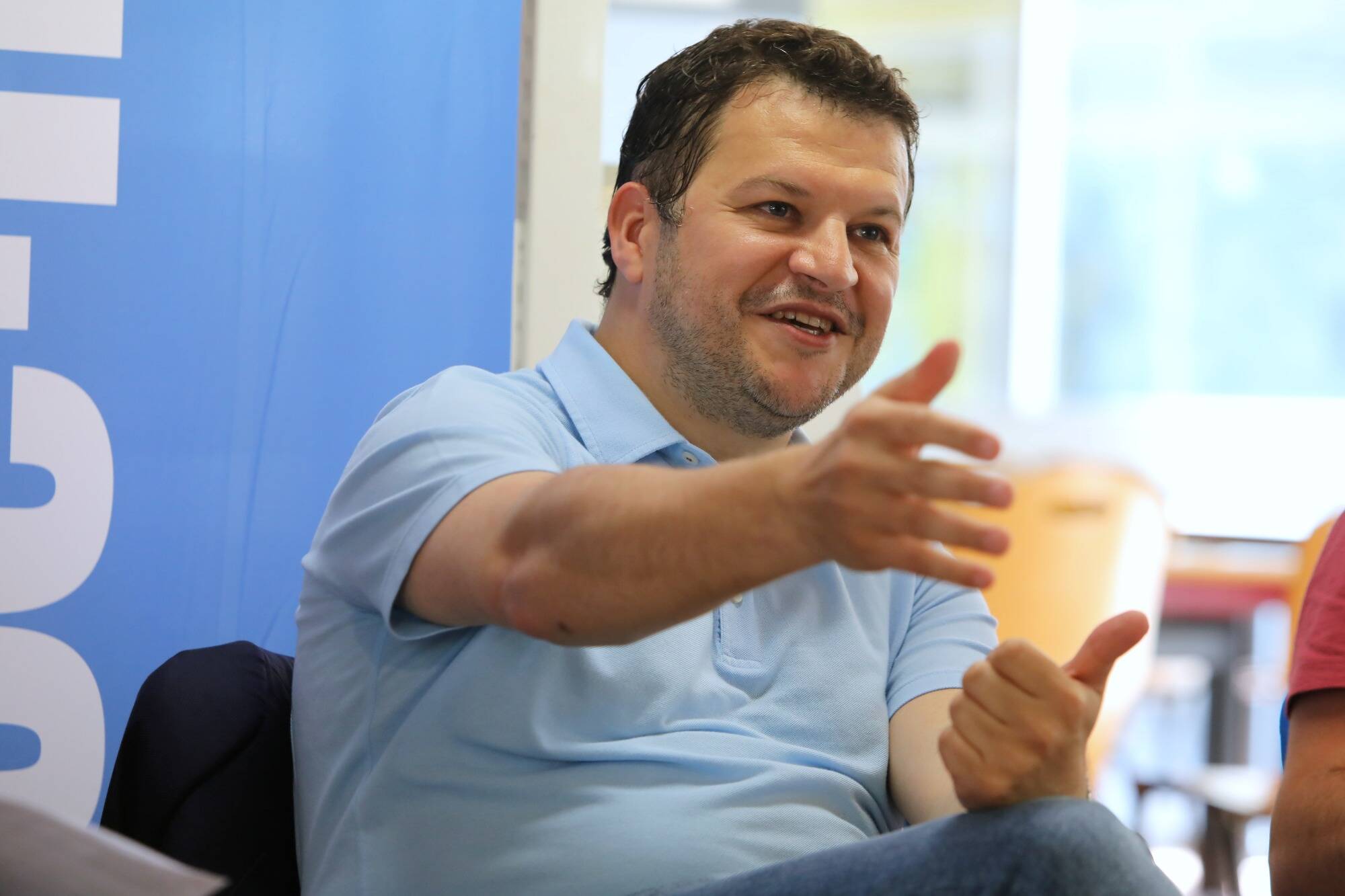 Le best-seller de Guillaume Musso "La jeune fille et la nuit" va être adapté en série