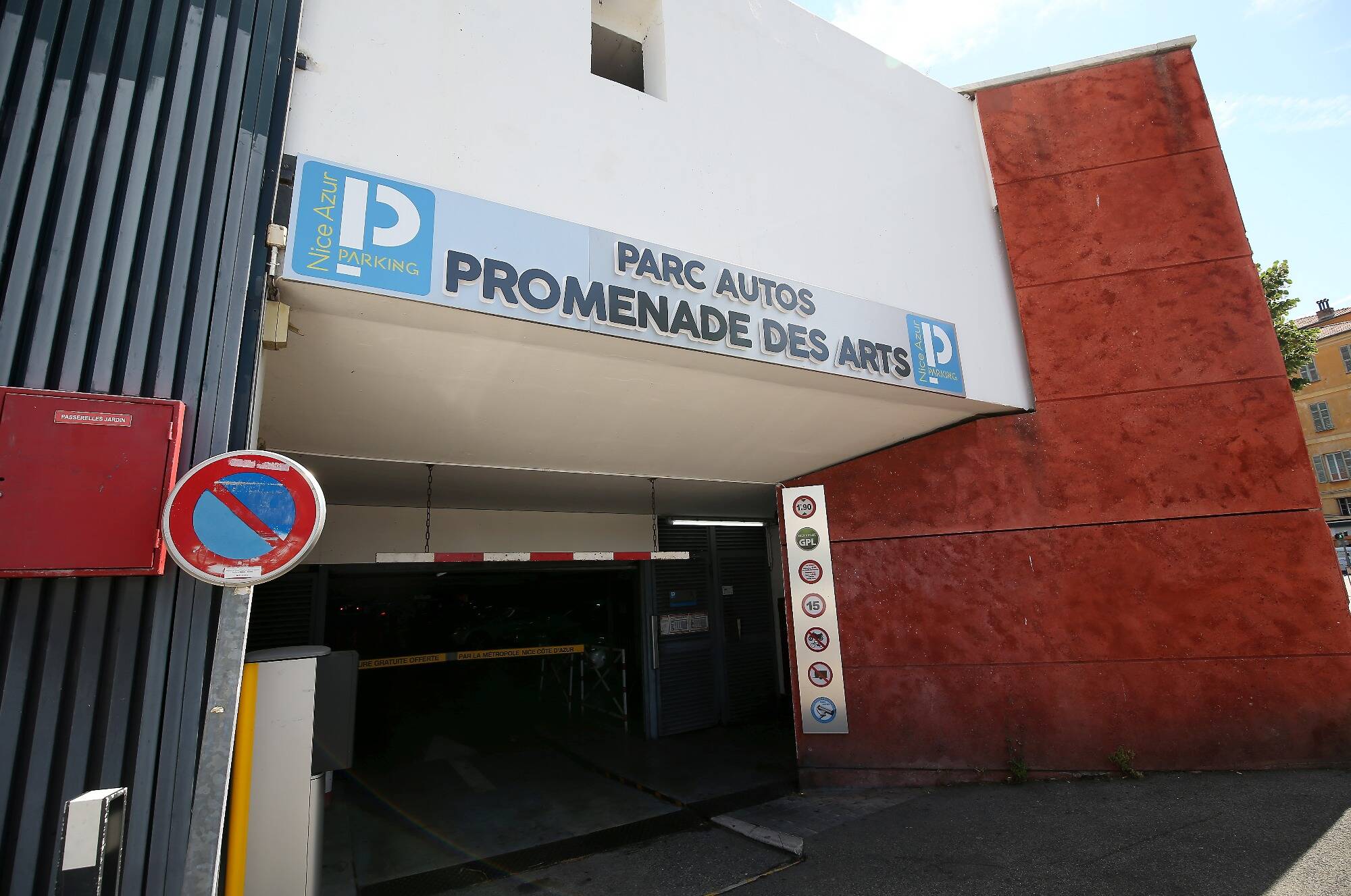 Femme violée et laissée pour morte dans un parking du centre de Nice: 20 ans de prison requis contre l'accusé