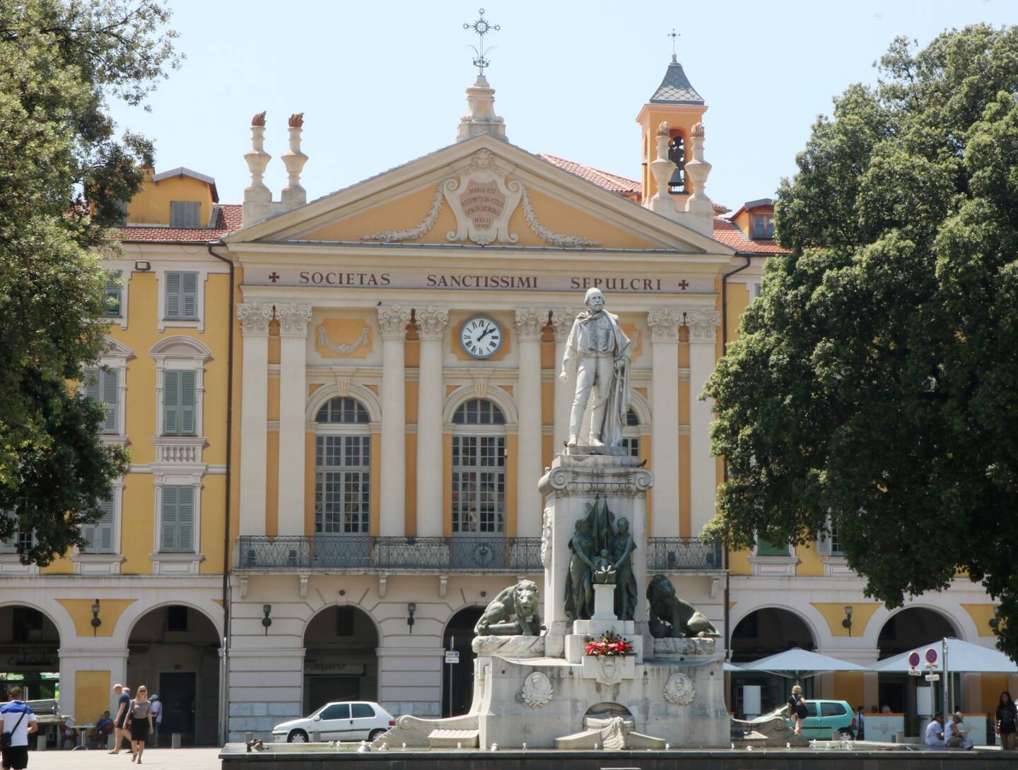 Connaissezvous l'histoire de la place Garibaldi à Nice? On vous en