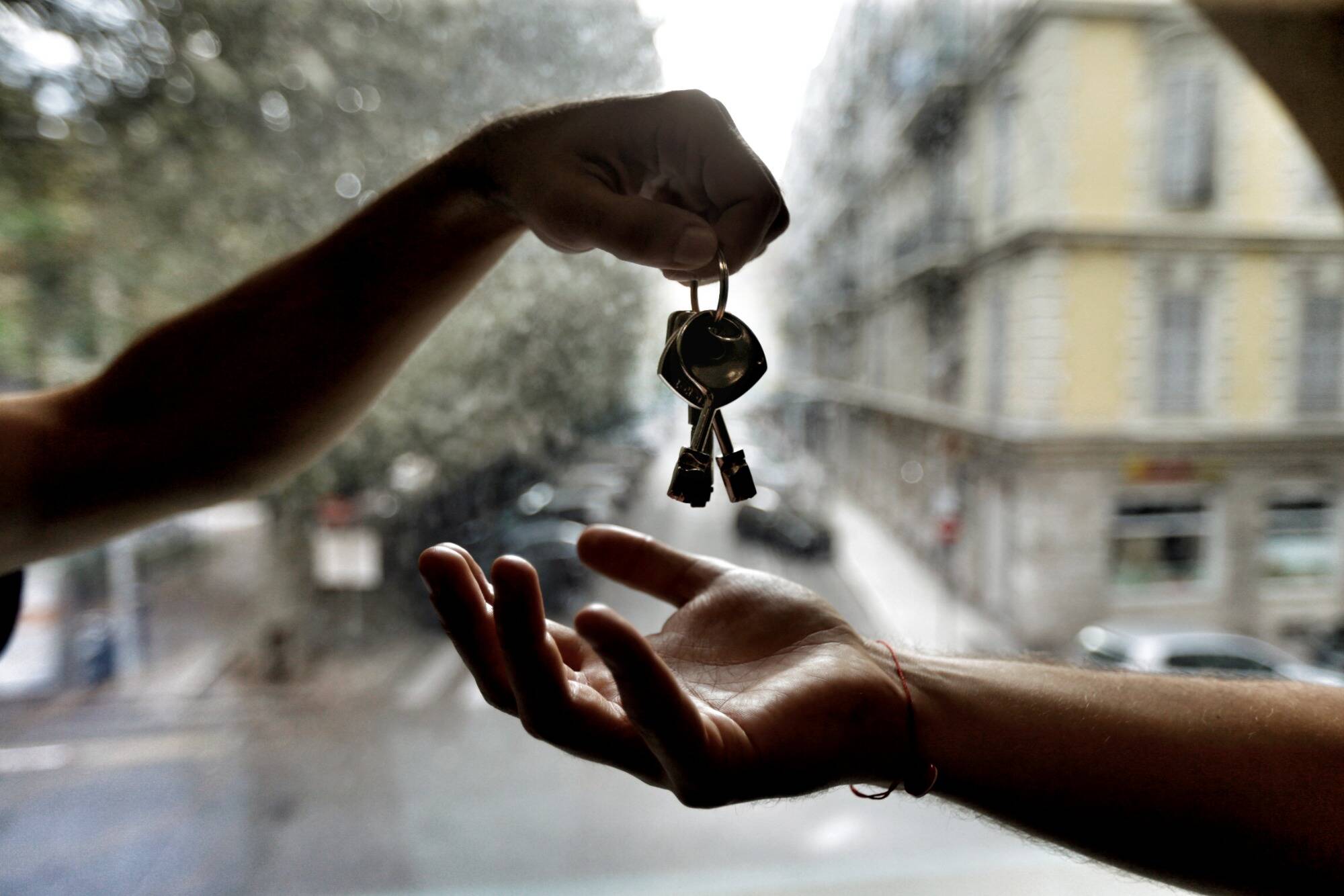 Plafonnement de la hausse des loyers: les députés adoptent un texte dans l'"urgence"