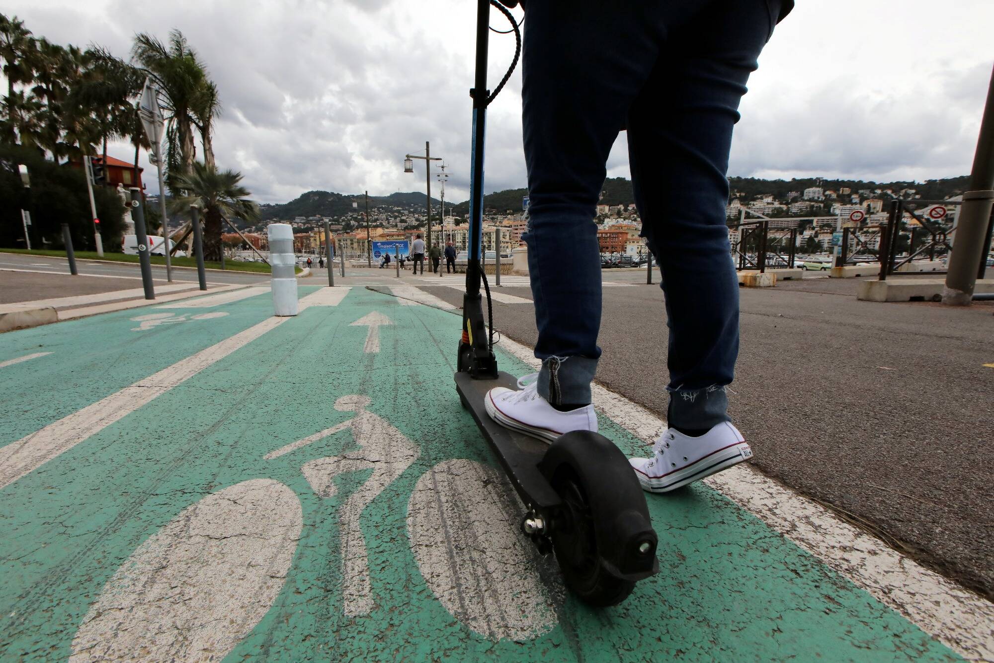 Vous avez une trottinette électrique? Voici les règles à respecter et les mesures prises dans les Alpes-Maritimes et le Var