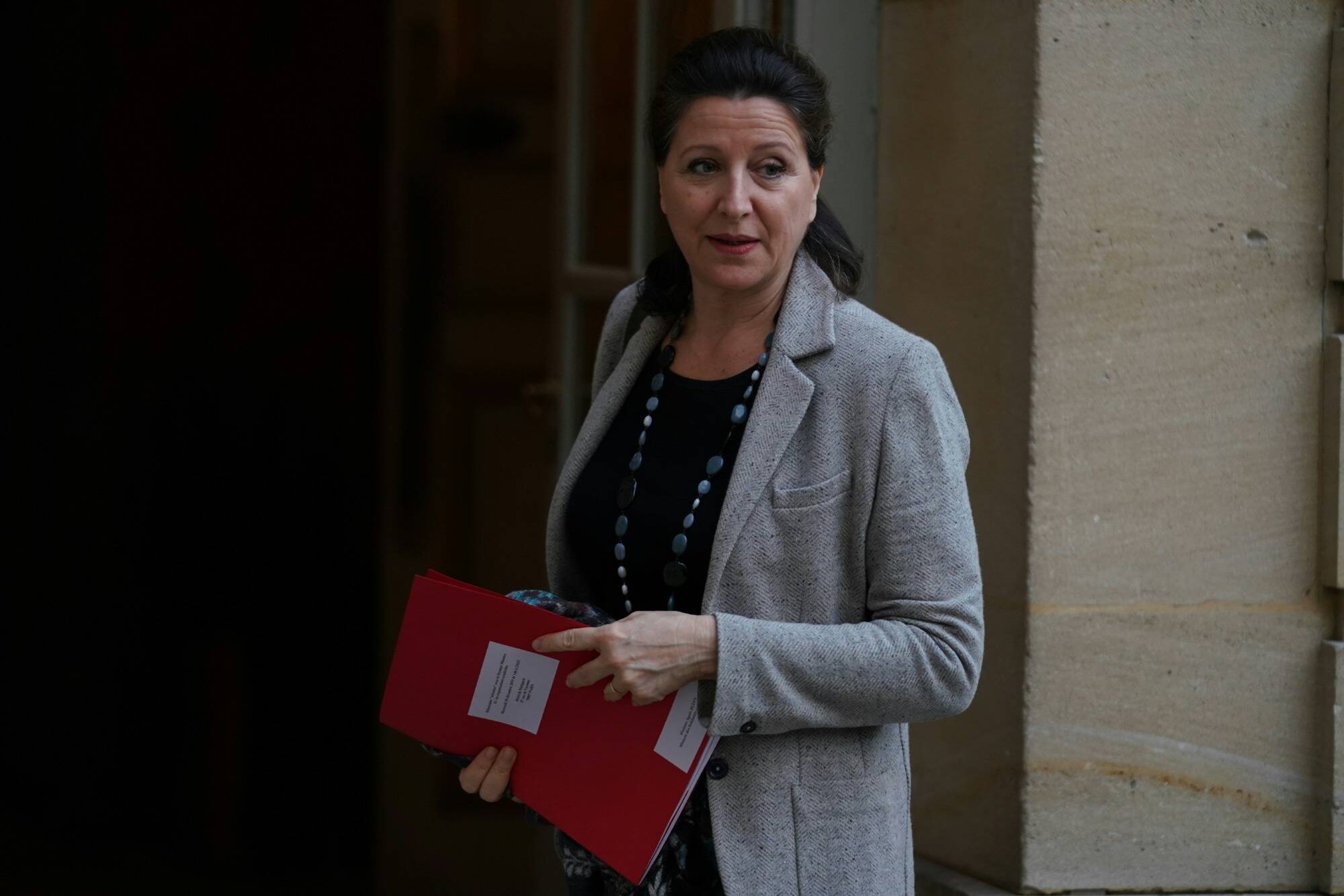 Gestion du Covid-19: Agnès Buzyn estime son honneur "lavé" après l'annulation de sa mise en examen