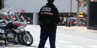 Un touriste force plusieurs barrages de police à Monaco avant d'être arrêté, sa défense est surprenante