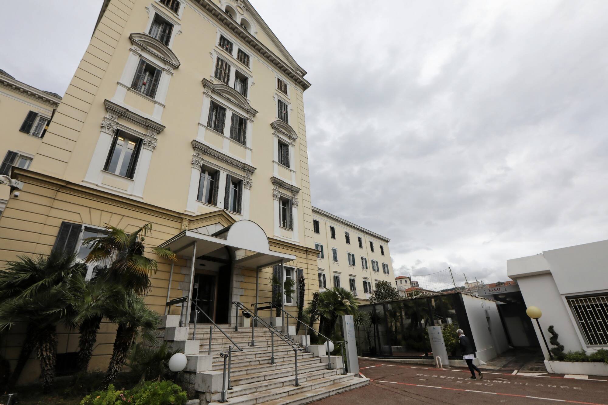 Un incendie se déclare à l'hôpital Sainte-Marie à Nice, 19 patients évacués