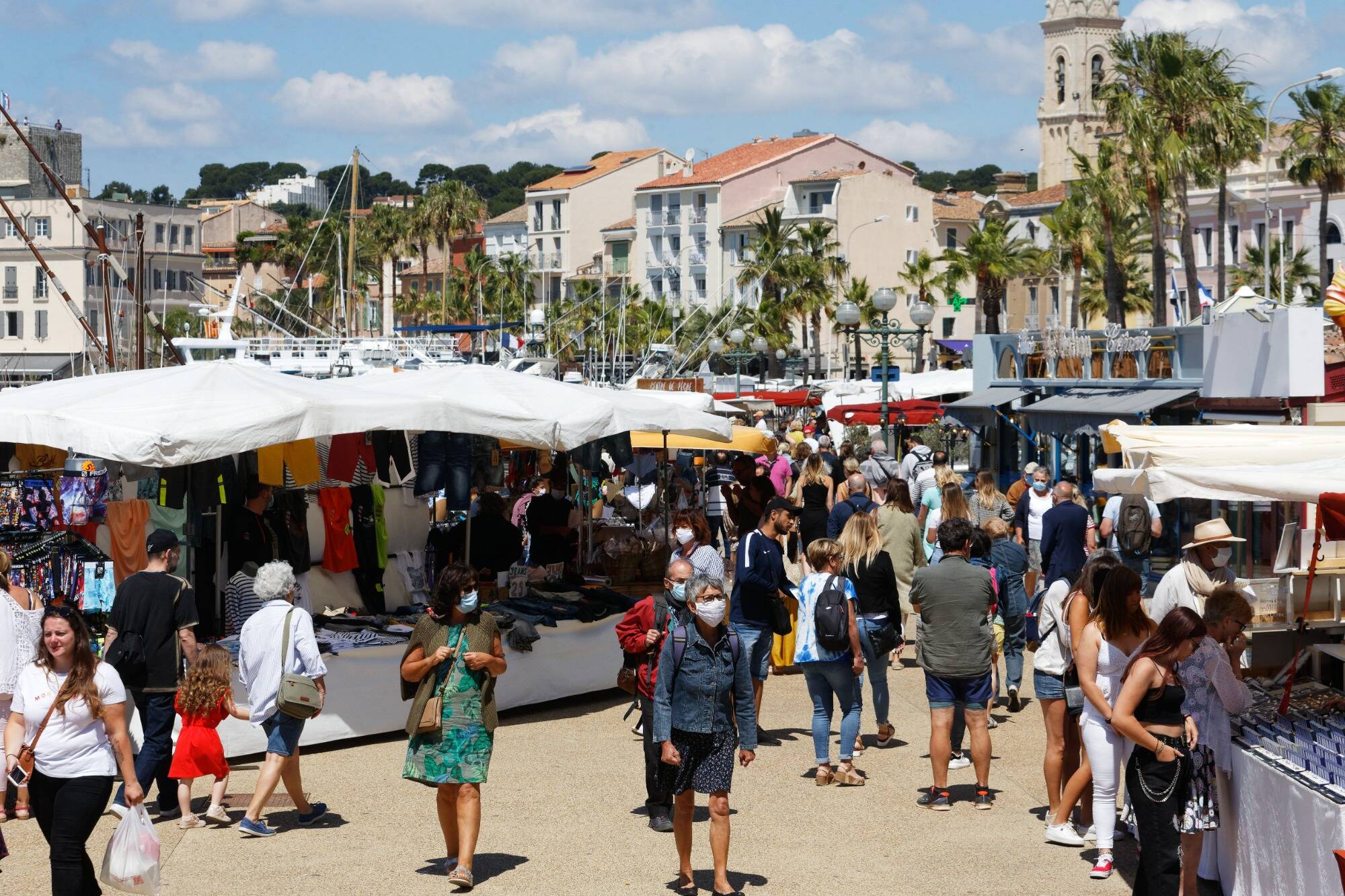 Quelles sont les catégories d'âge les plus touchées en ce moment par la Covid-19 dans le Var?