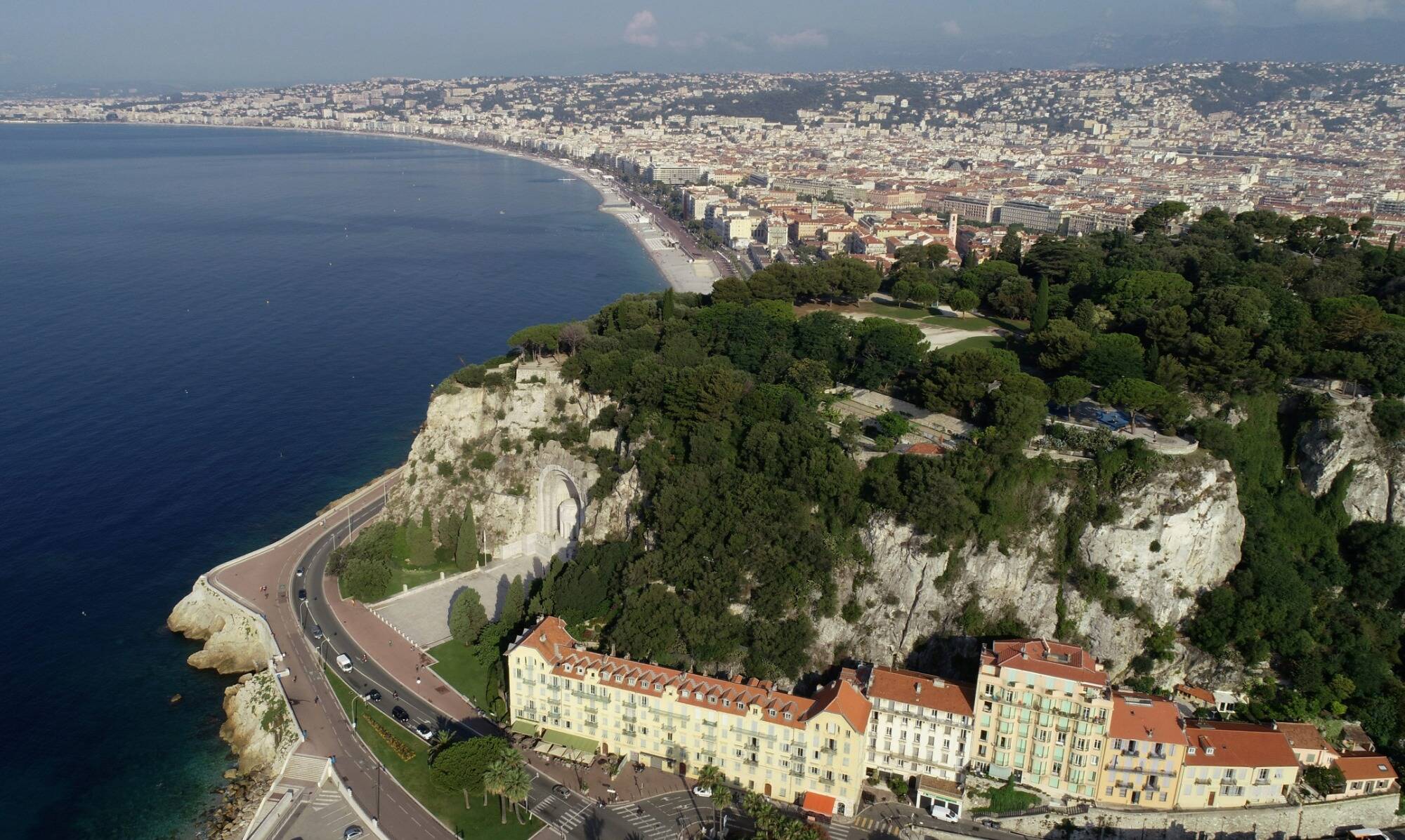 El Niño actif jusqu'en 2024: quel est donc ce phénomène météo qui accentue le réchauffement climatique?