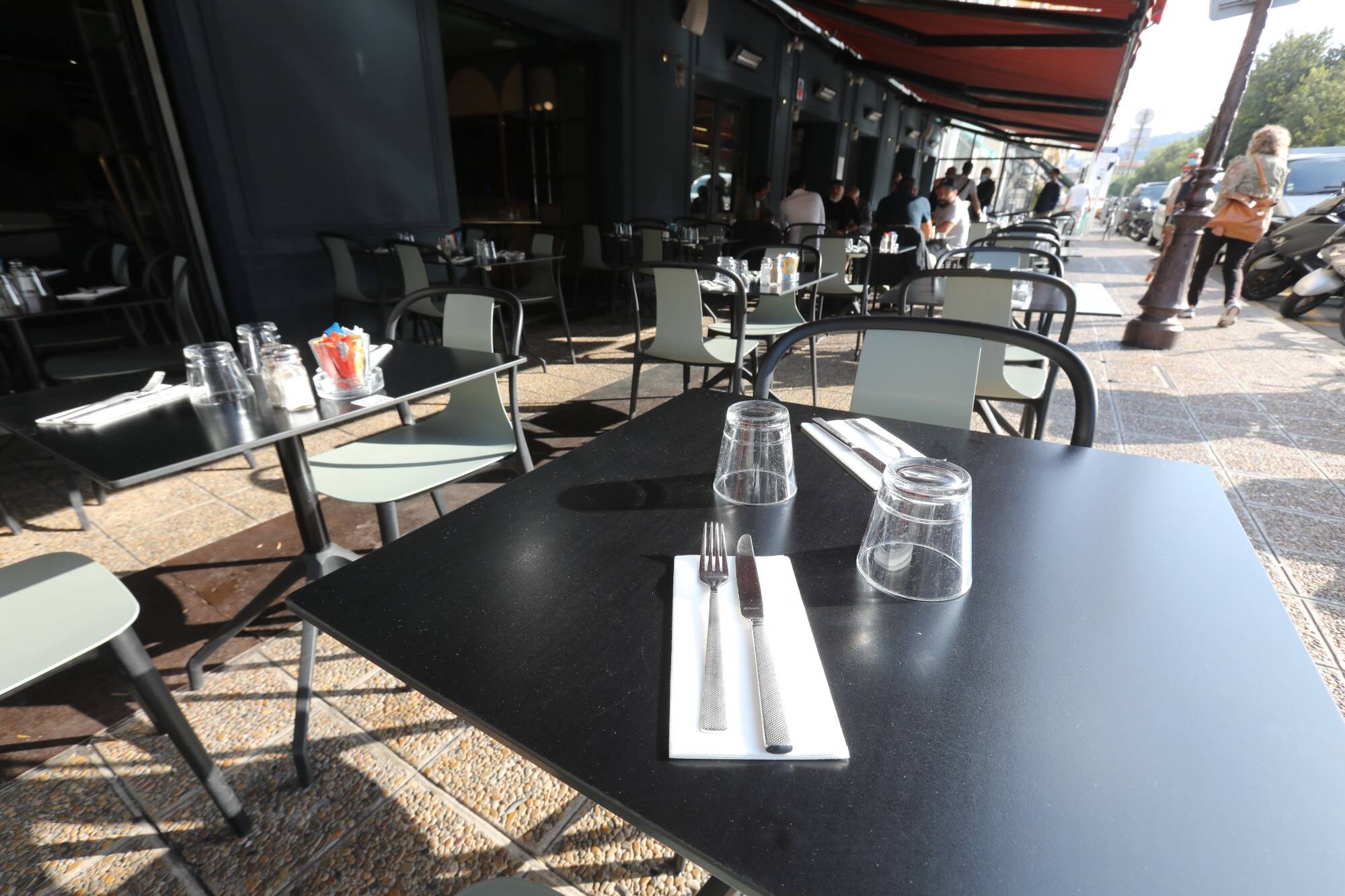 J'habite à Nice, pourra-t-on aller manger au restaurant à Monaco à partir du 15 décembre?