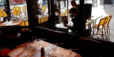 Près de 1.000 clients de restaurants clandestins verbalisés en cinq mois à Paris