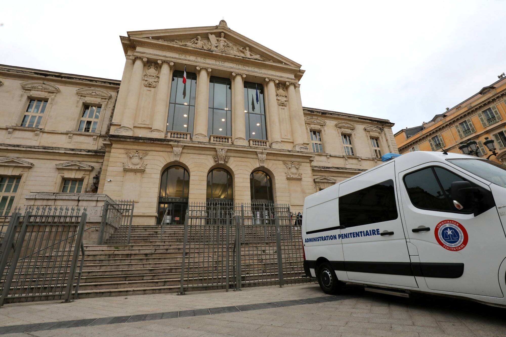 Nice: en conflit avec son bailleur, il l'accuse de fomenter un attentat et mobilise la police antiterroriste