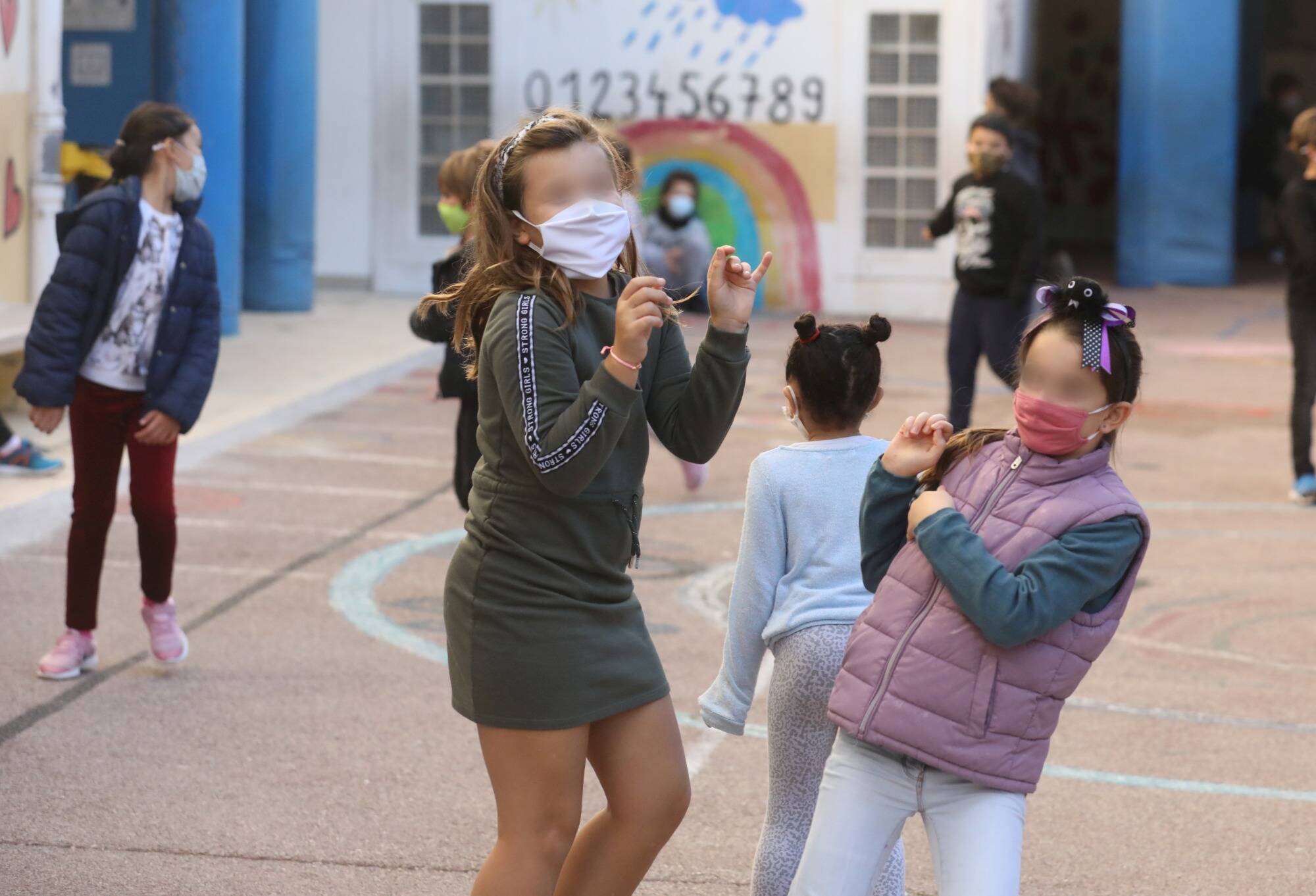 Mes petits-enfants sont en savoie et j'habite en lorraine, puis-je me déplacer en voiture pour les récupérer lors de leurs prochaines vacances scolair
