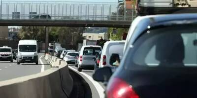 Un bouchon monstre sur l'autoroute A8 en direction de l'Italie a perturbé le départ en week-end prolongé