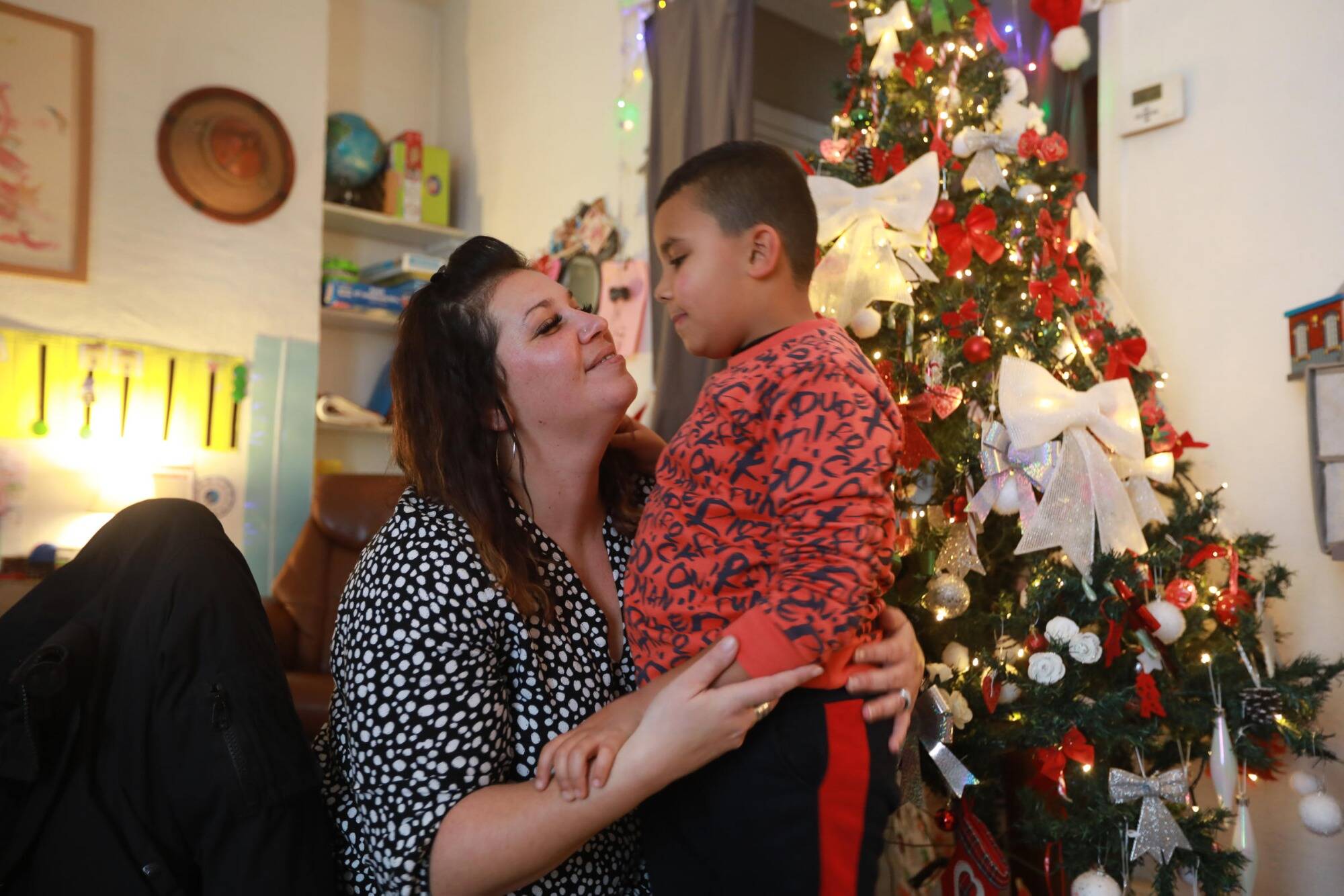 Autiste, il ne pouvait pas porter de masque et donc aller à l'école, la galère du petit Jahyan à Toulon