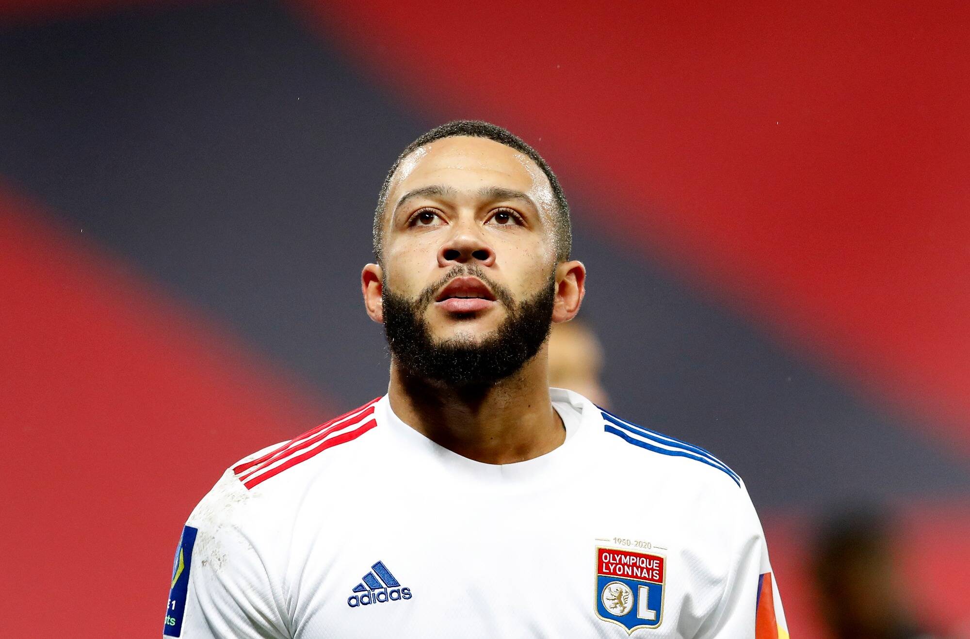 "J'aurais dû prendre un taxi": après sa condamnation à Monaco pour conduite en état d'ivresse, le footballeur Memphis Depay présente ses excuses