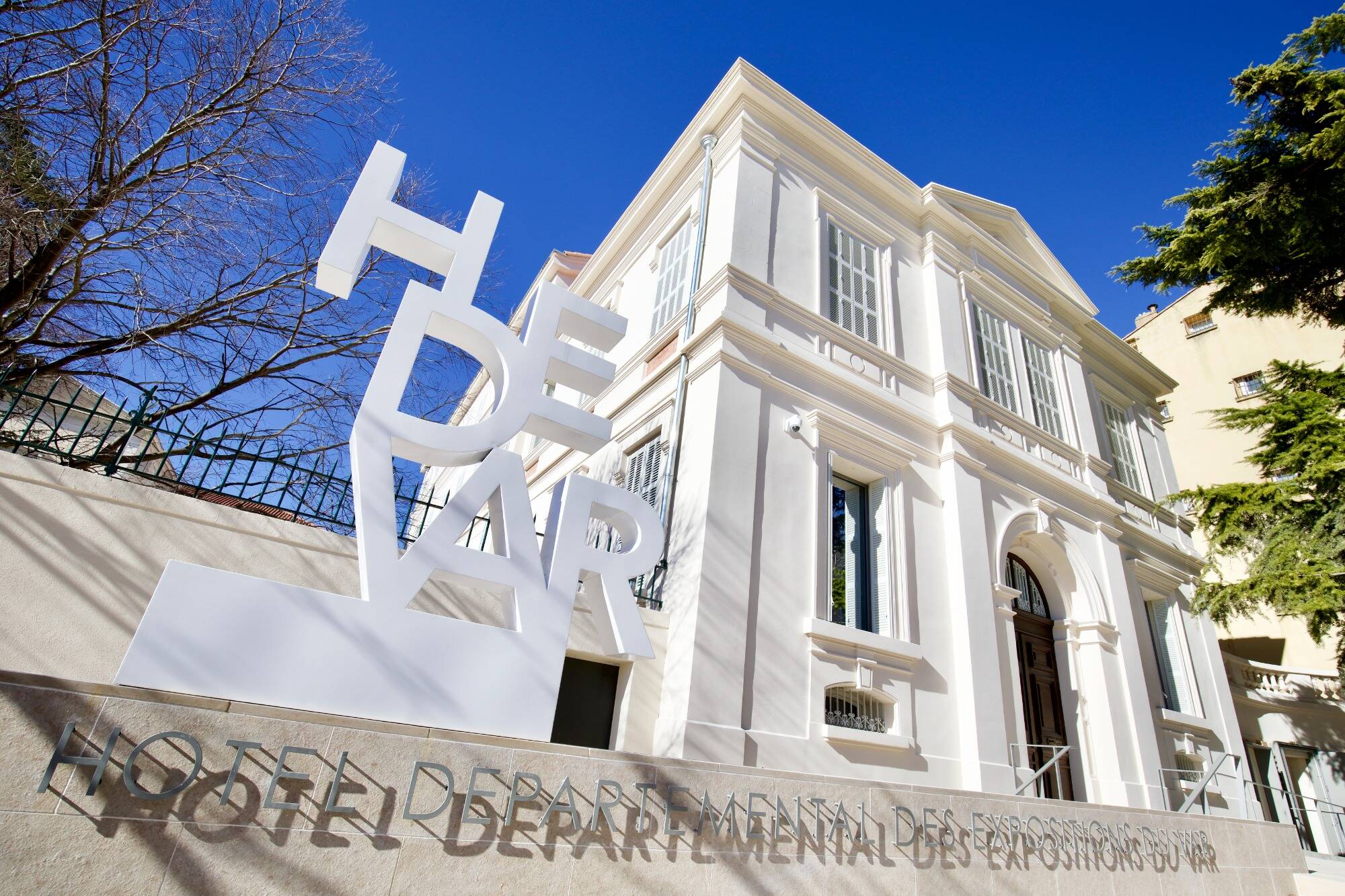 La date de l’exposition inaugurale de l’Hôtel départemental des expositions du Var enfin
