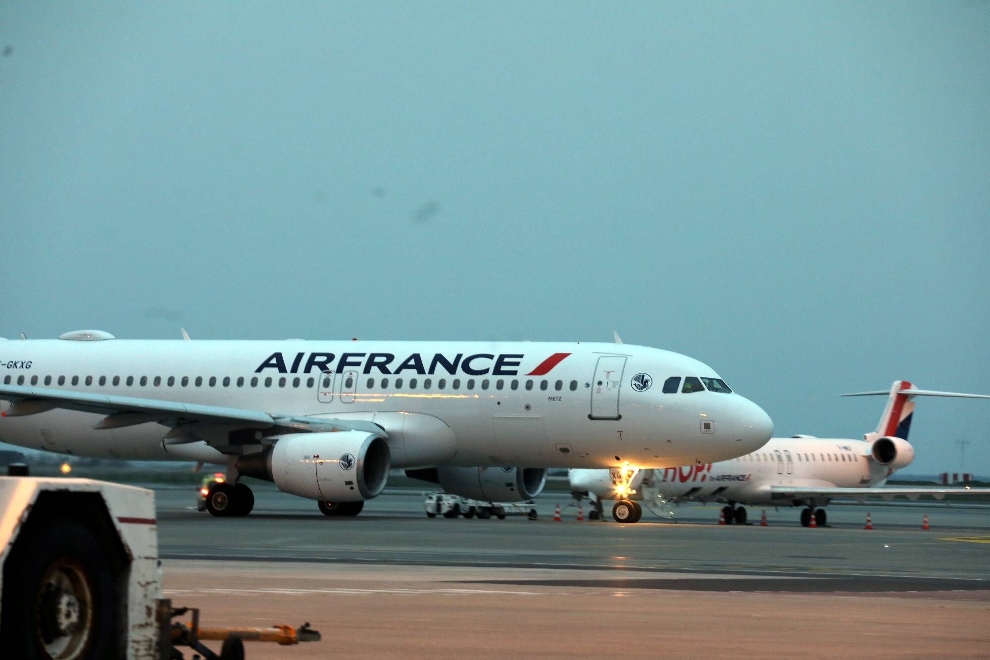 Environ un millier de Français ont quitté Israël et l'Iran depuis le début de la "guerre de 12 jours"