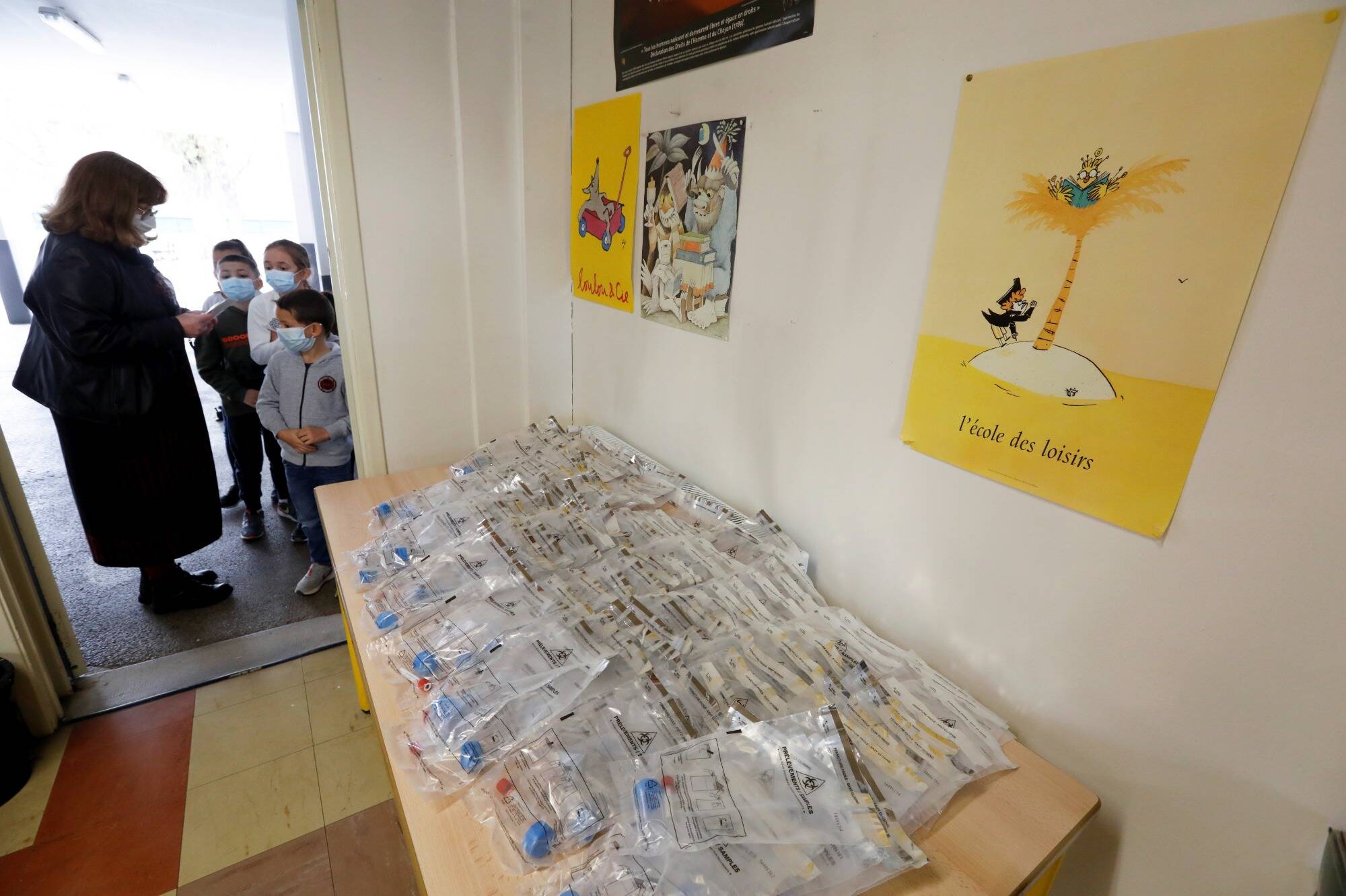 Covid-19: le Var parmi les 10 départements qui vont expérimenter la fin des fermetures de classes