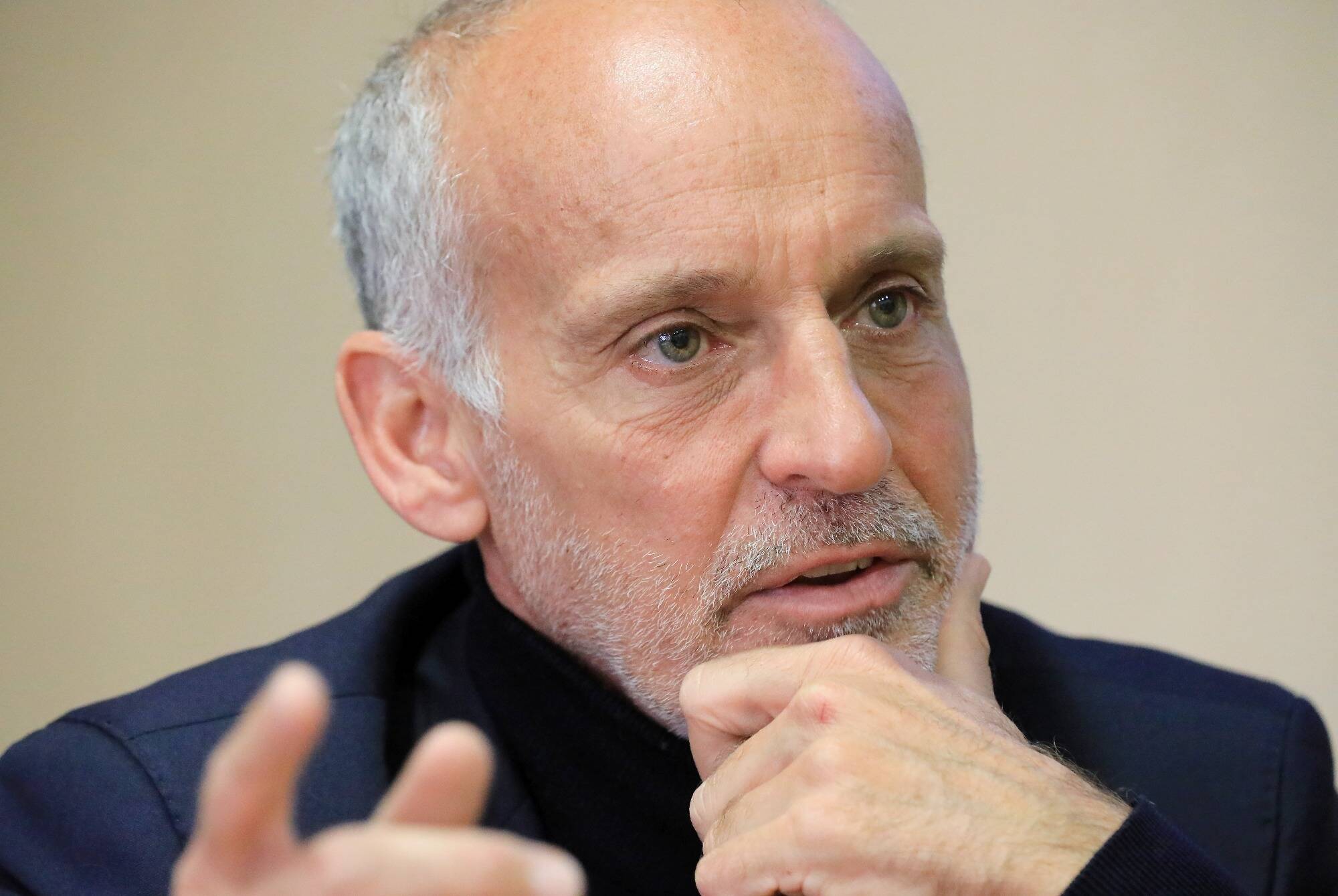 Loïc Dombreval défend une nouvelle proposition de loi pour reposer en paix avec son chien ou son chat