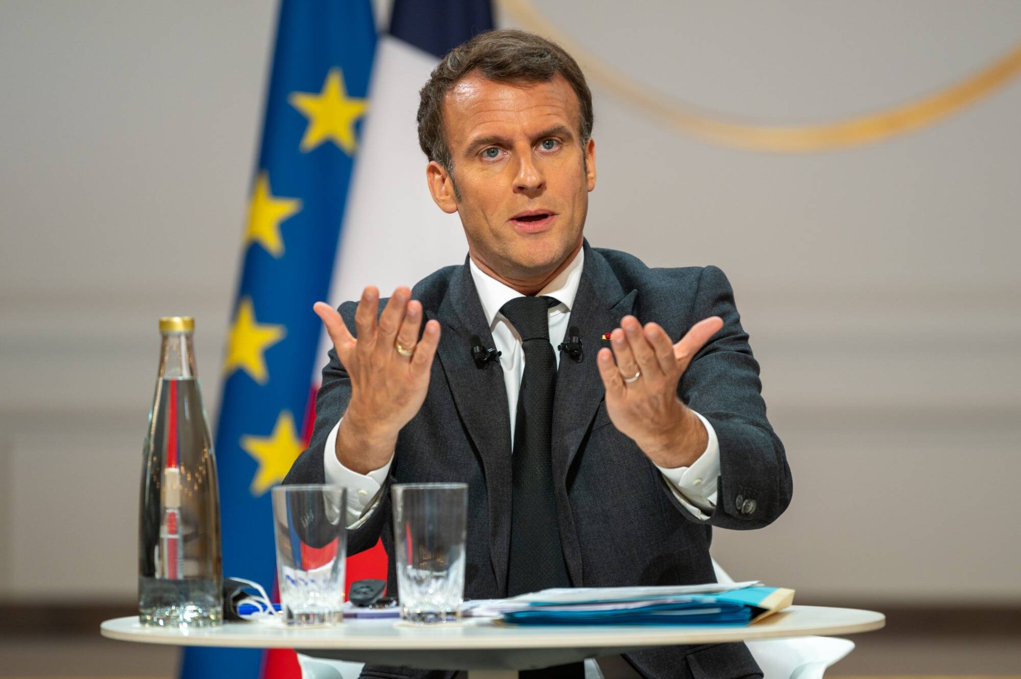 Crise politique: Emmanuel Macron ambitionne de nommer un nouveau Premier ministre "dans les 48 heures"