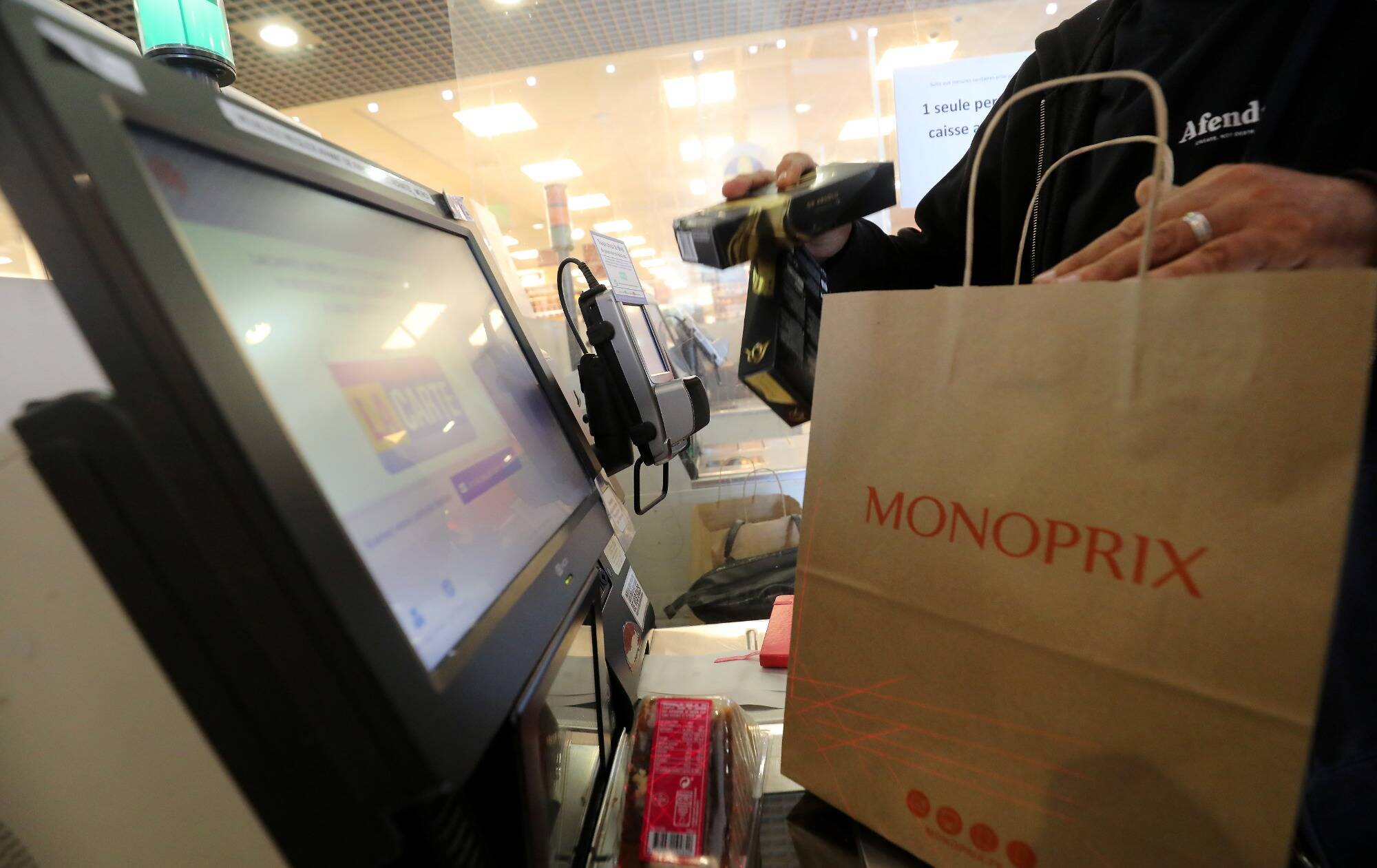 La fin de l'impression systématique du ticket de caisse repoussée au 1er avril 2023