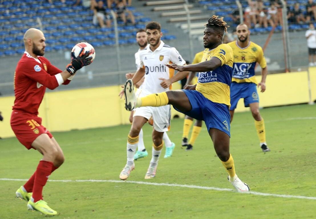 Football: le match entre Hyères et Toulon reporté en raison de la Covid-19