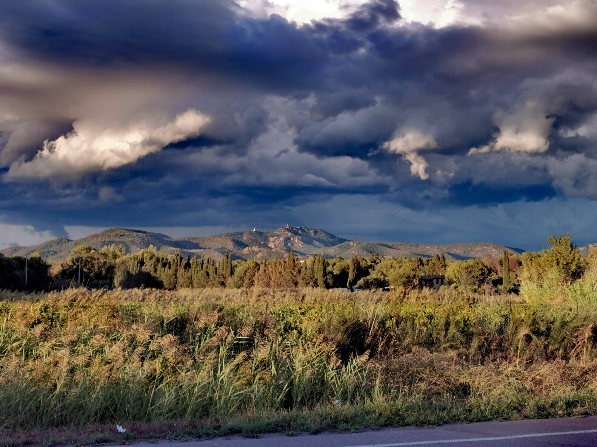 Grêle, orages, jusqu'à 80km/h de vent... ce qui nous attend dans les Alpes-Maritimes et le Var ce mercredi