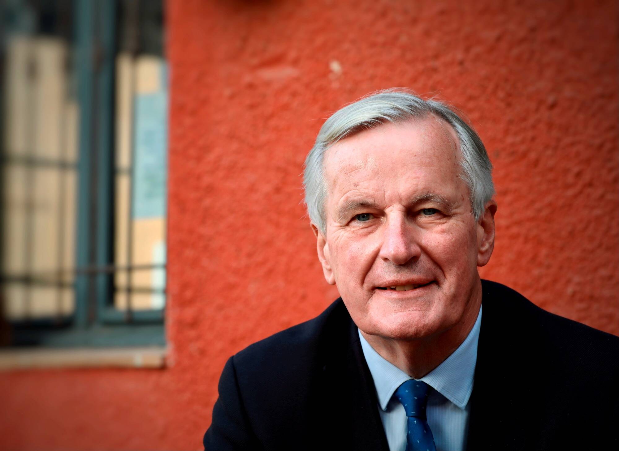 Les deux seuls Premiers ministres censurés: une photo rare de 1971 montre Michel Barnier aux côtés de Georges Pompidou