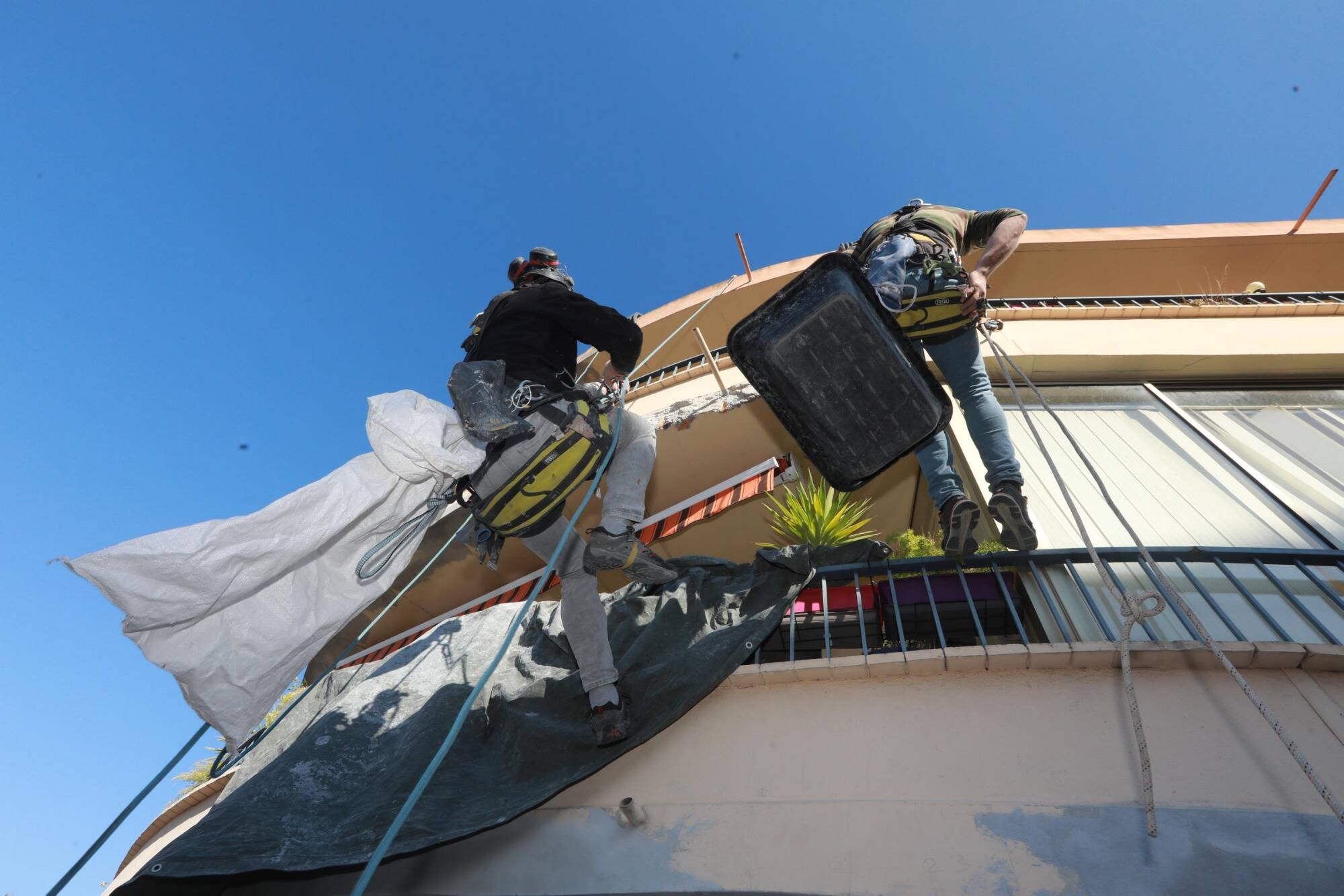 Les accidents du travail ont coûté la vie à quatre personnes dans les Alpes-Maritimes en un mois, on fait le point
