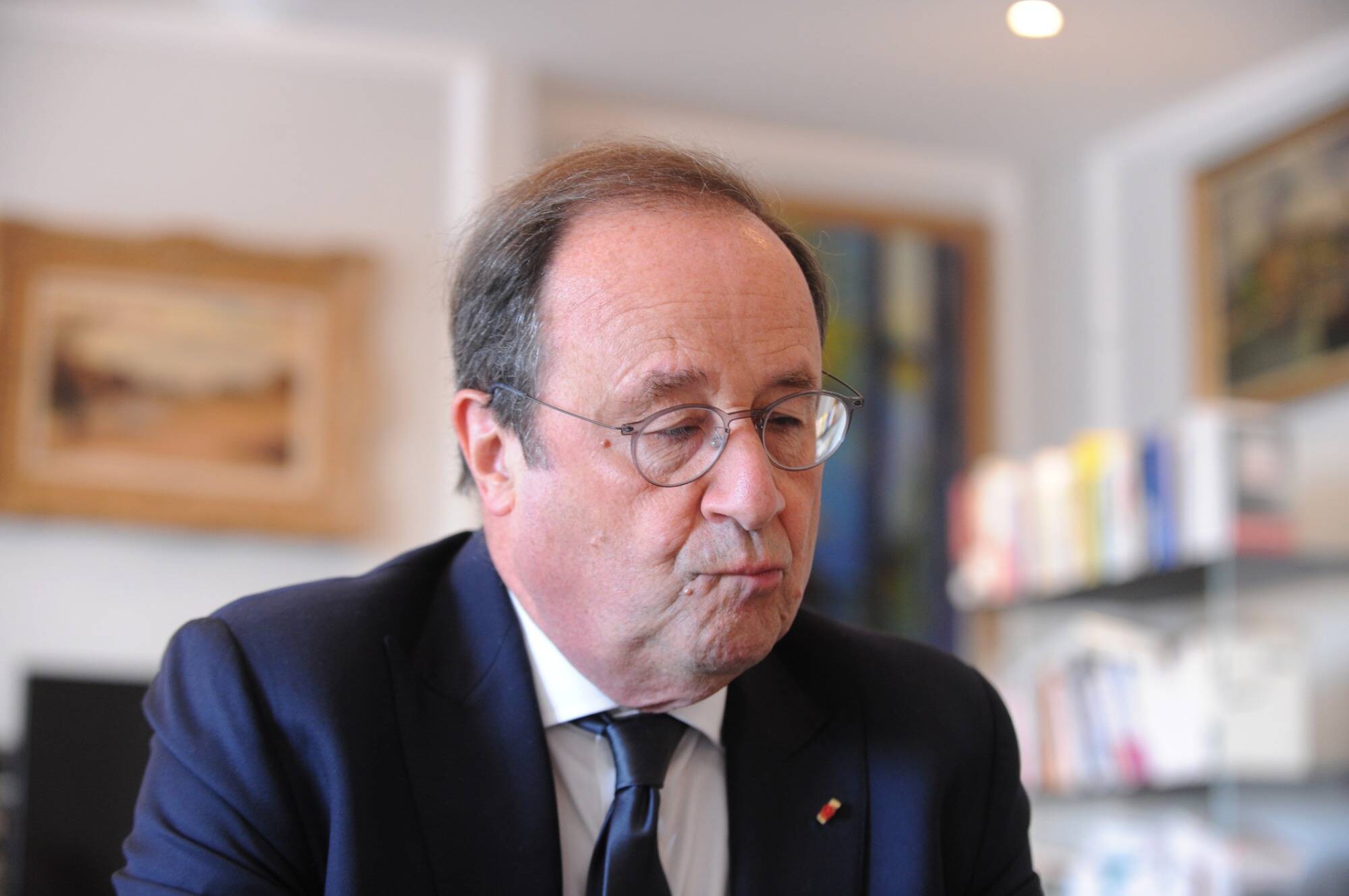 François Hollande juge que Jean-Luc Mélenchon serait un président "pas utile"