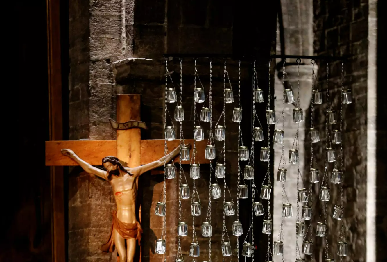 Au Nigeria, des hommes armés font un massacre dans une église catholique