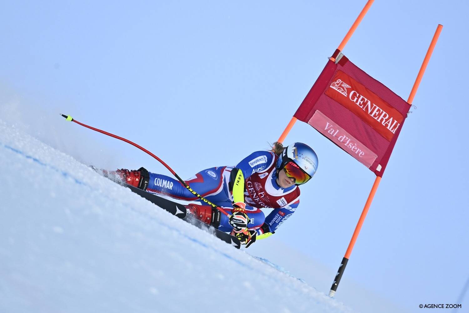 JO-2022: la Varoise Camille Cerutti évacuée sur civière après sa lourde chute lors de la descente