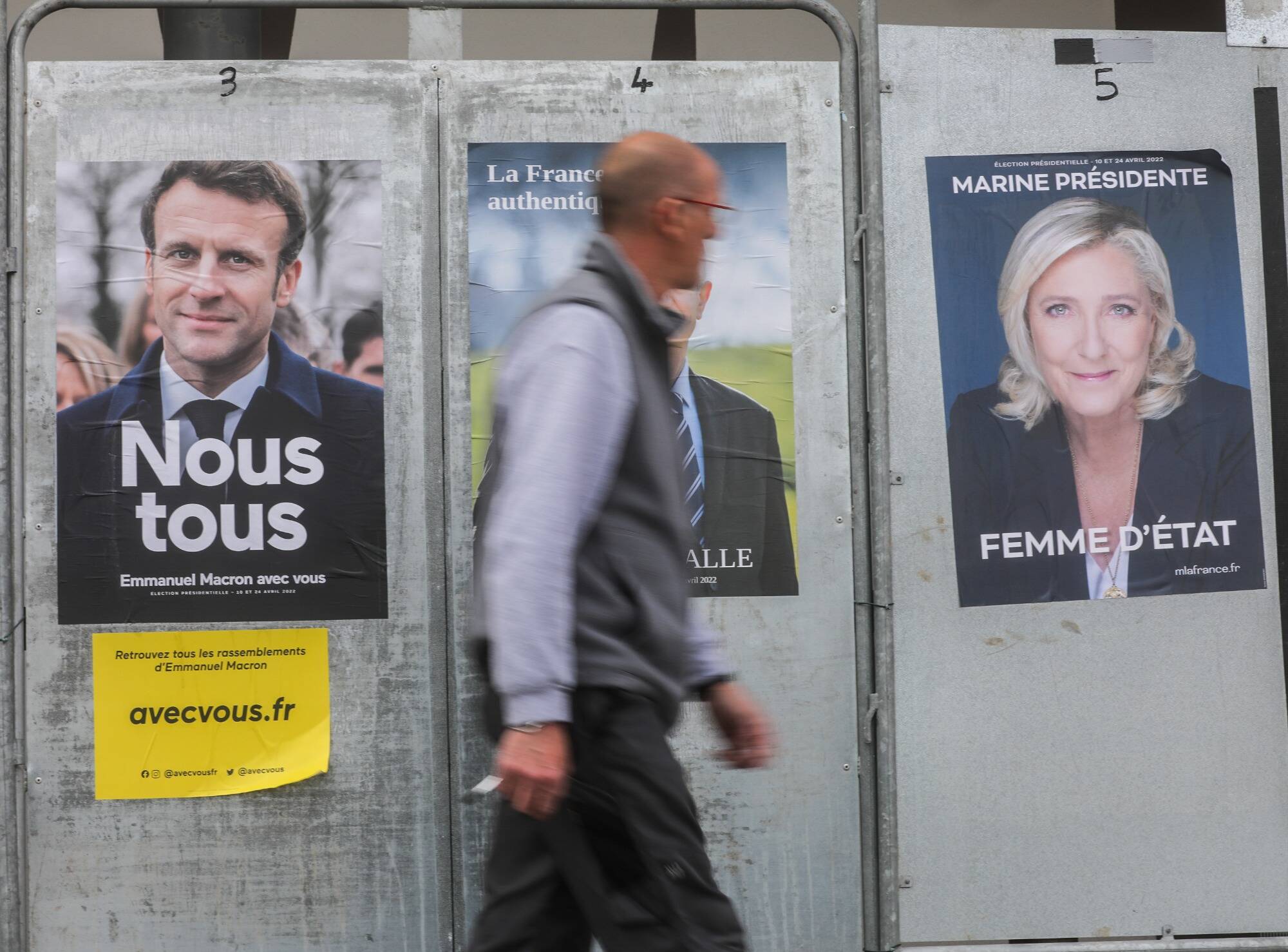 Emmanuel Macron et Marine Le Pen sur le terrain "jusqu'au bout" pour le dernier jour de campagne de la présidentielle