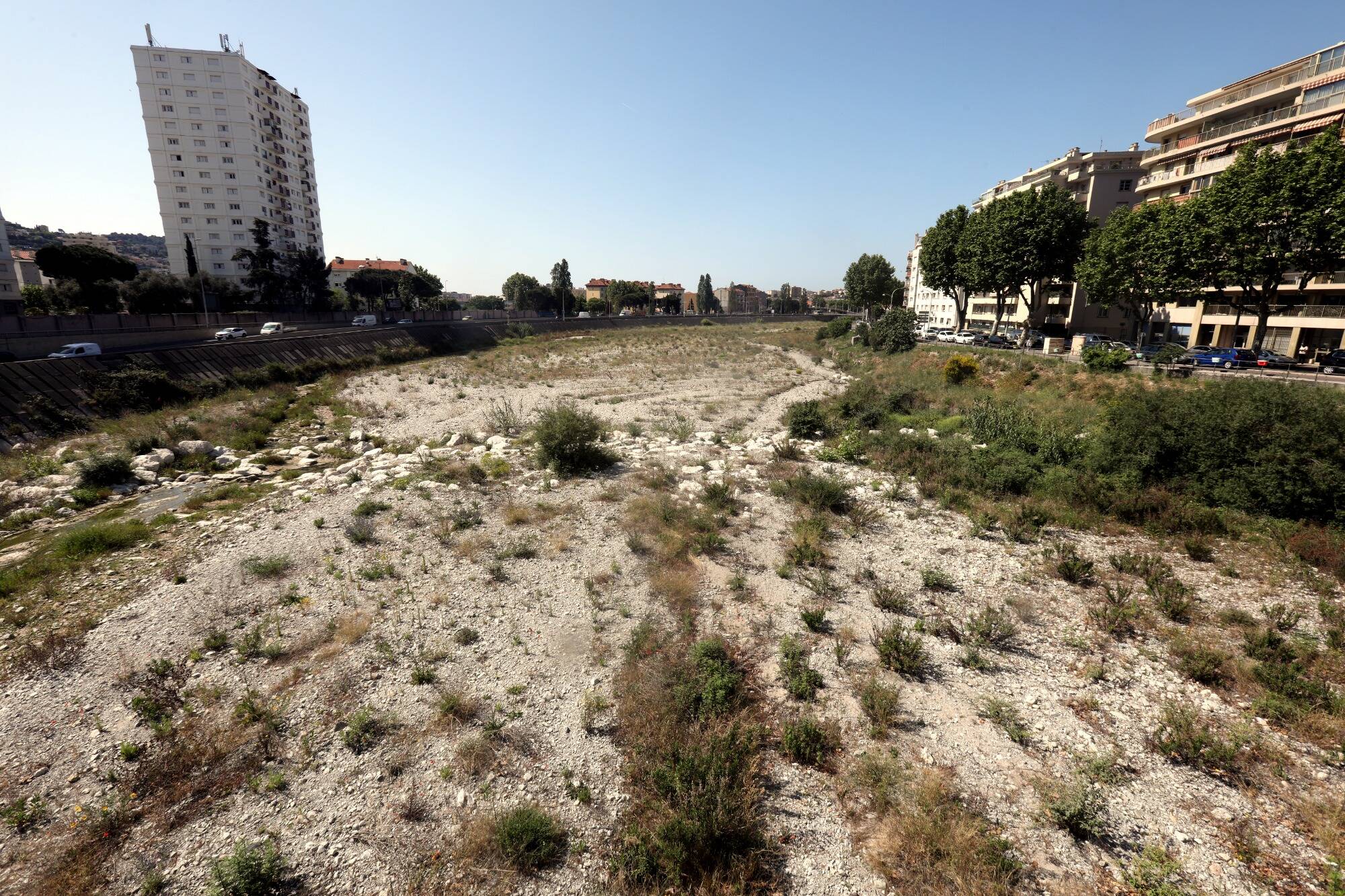 Sécheresse: la préfecture des Alpes-Maritimes annonce le maintien des mesures de restriction en eau jusqu'au 15 novembre