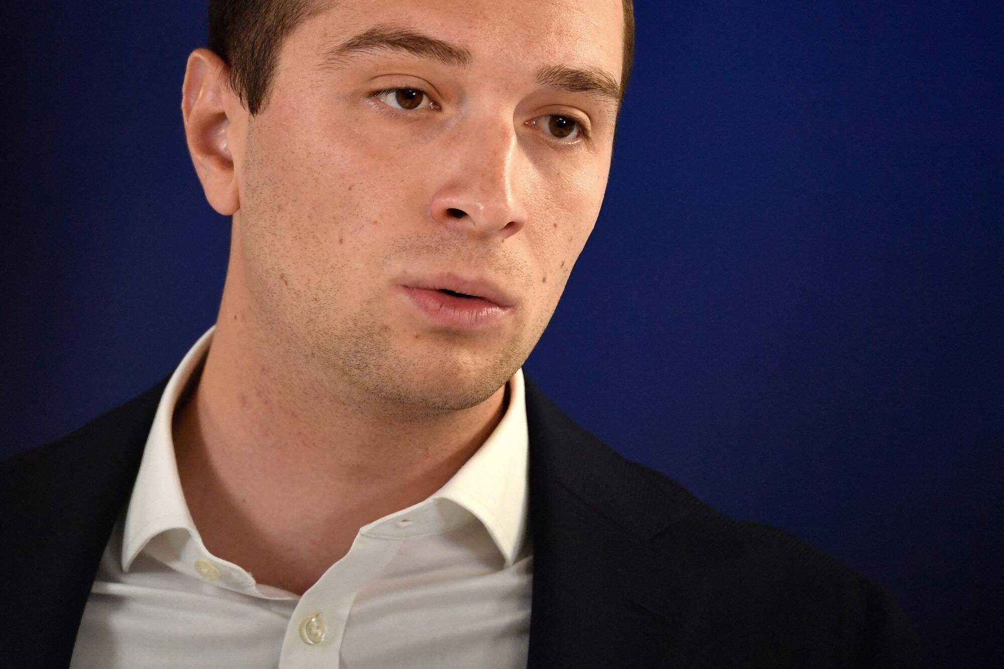 Motion de censure contre François Bayrou: le RN "ne s'interdit rien et ne s'interdira rien", prévient Jordan Bardella