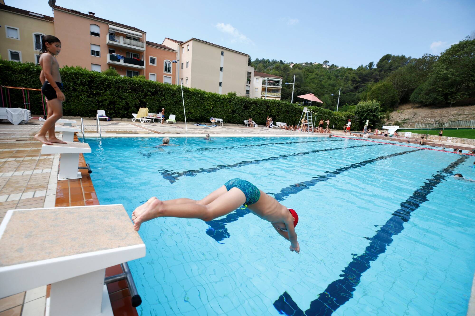 Hausse du prix de l'énergie: une trentaine de piscines publiques ont été fermées en France, dont une dans le Var