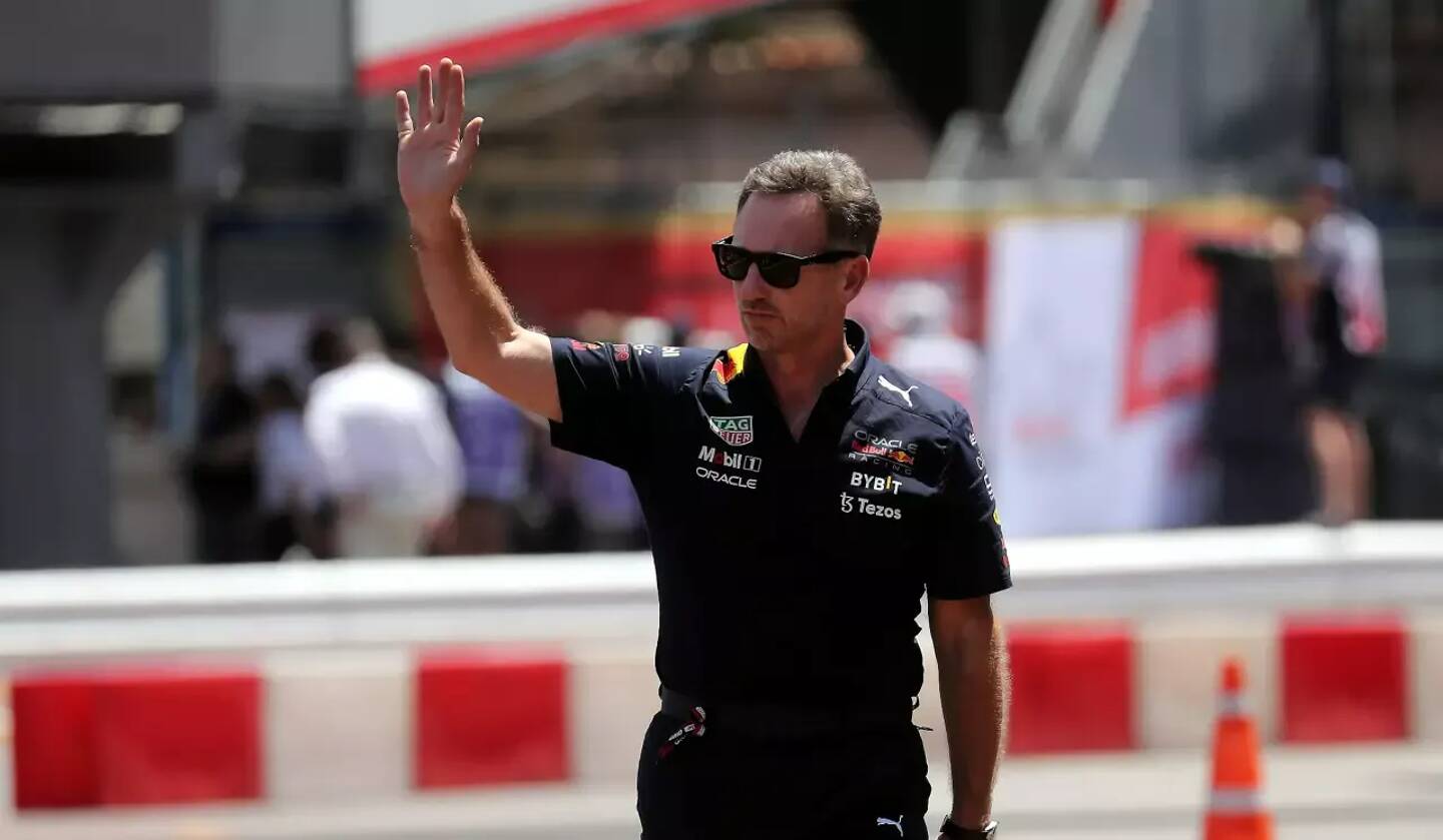 Directeur de l'écurie de Formule 1 Red Bull depuis près de 20 ans, le Britannique Christian Horner est visé par une enquête pour des faits de "comportements inappropriés." 